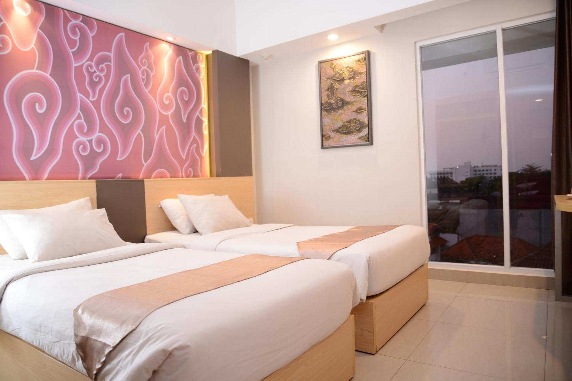 Metland Hotel Cirebon Εξωτερικό φωτογραφία