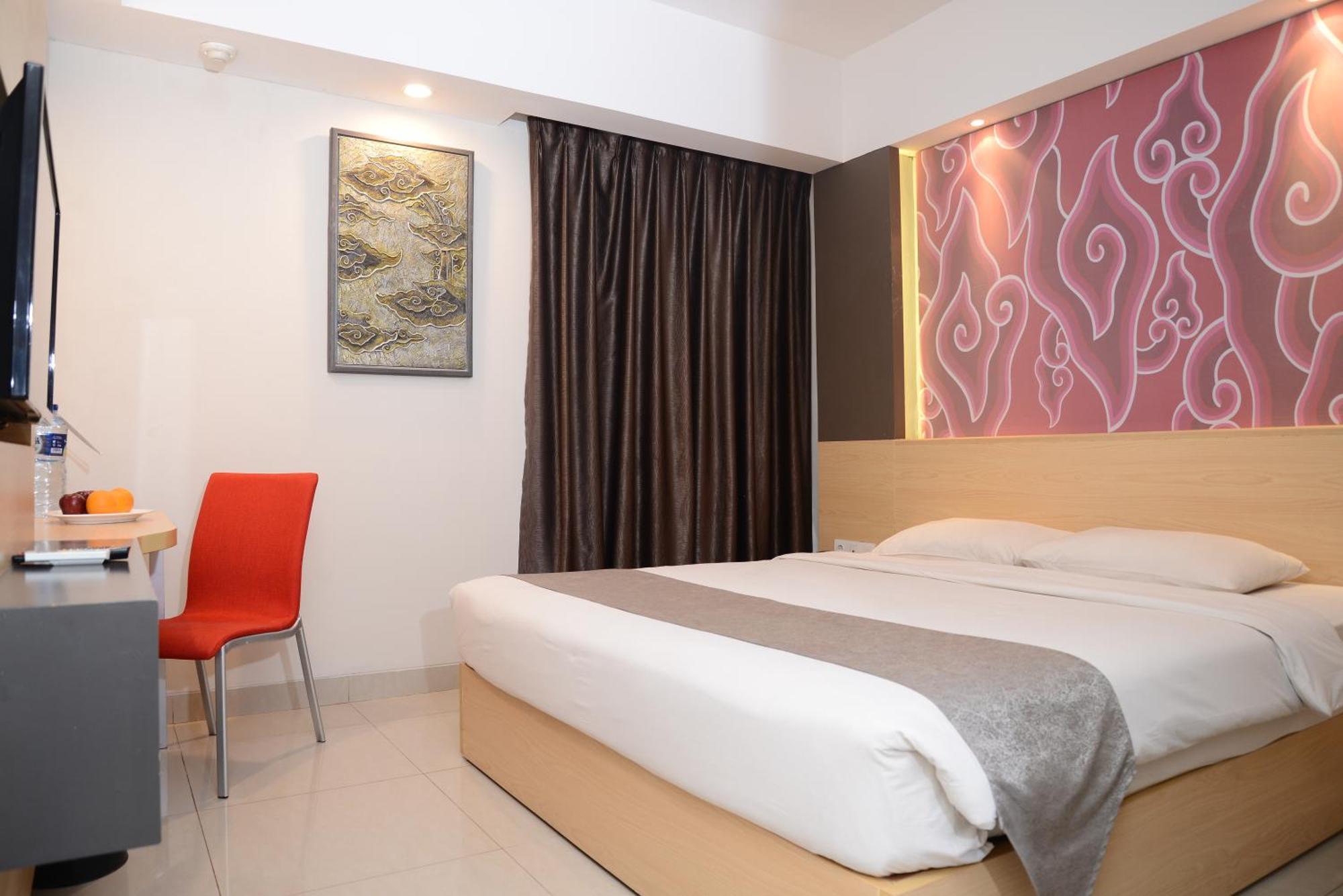 Metland Hotel Cirebon Εξωτερικό φωτογραφία